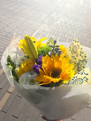 Flowers from P and wine on the lawn