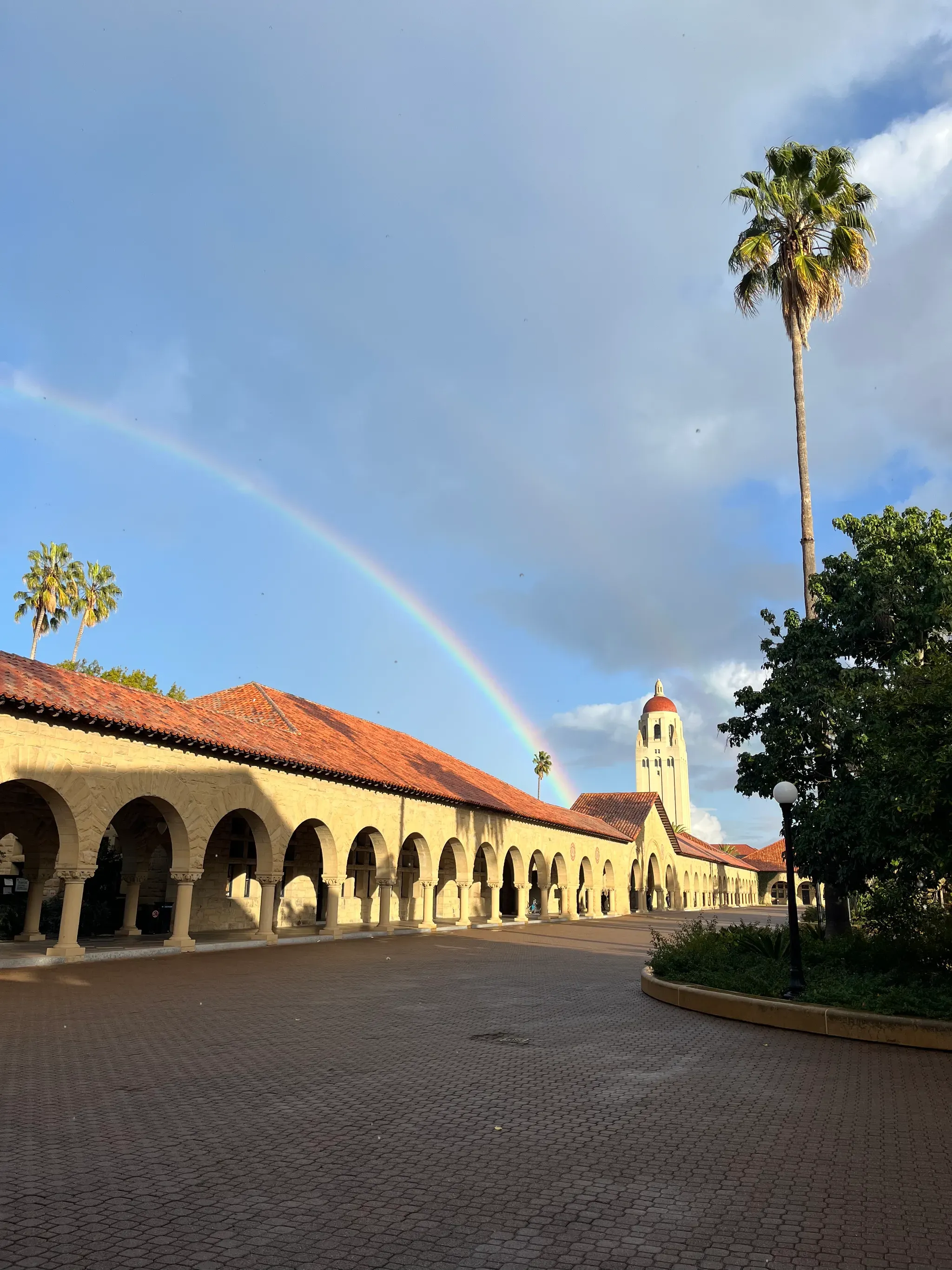 Sunshowers and many magical rainbows on campus & life/science talk with P